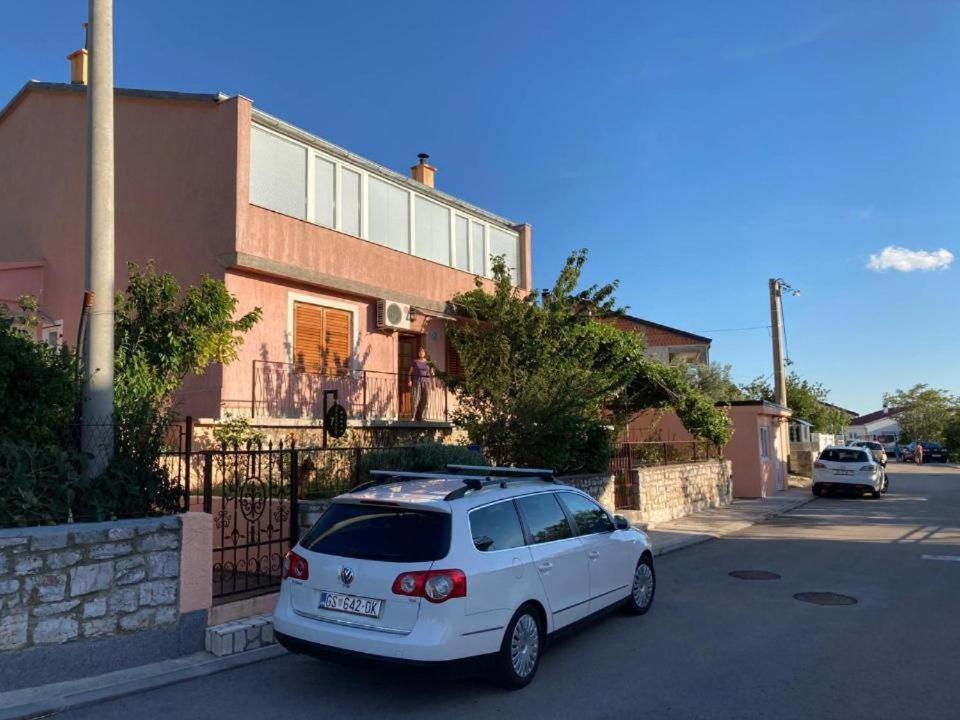 סנג' Apartment Ivana מראה חיצוני תמונה