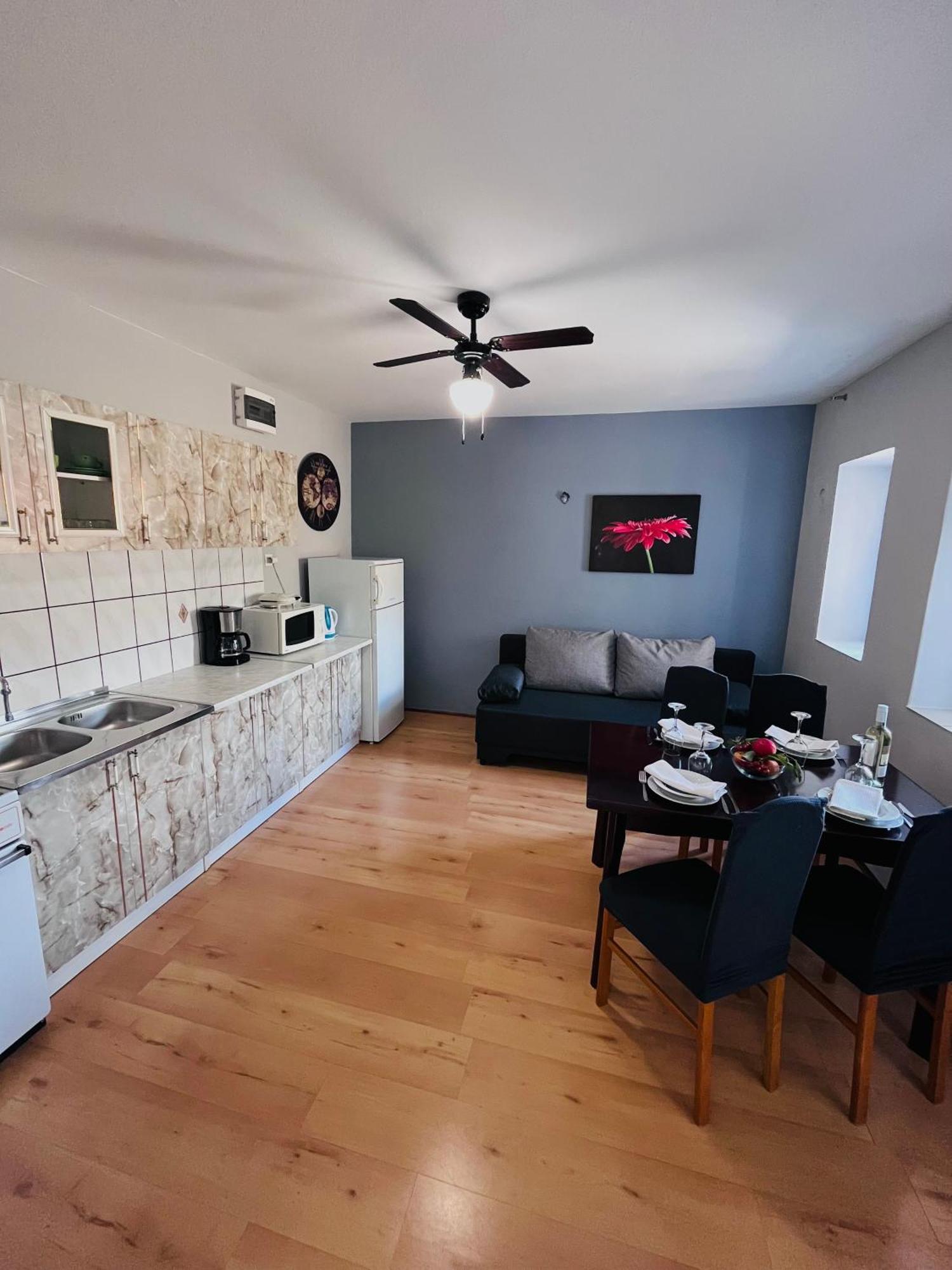 סנג' Apartment Ivana מראה חיצוני תמונה